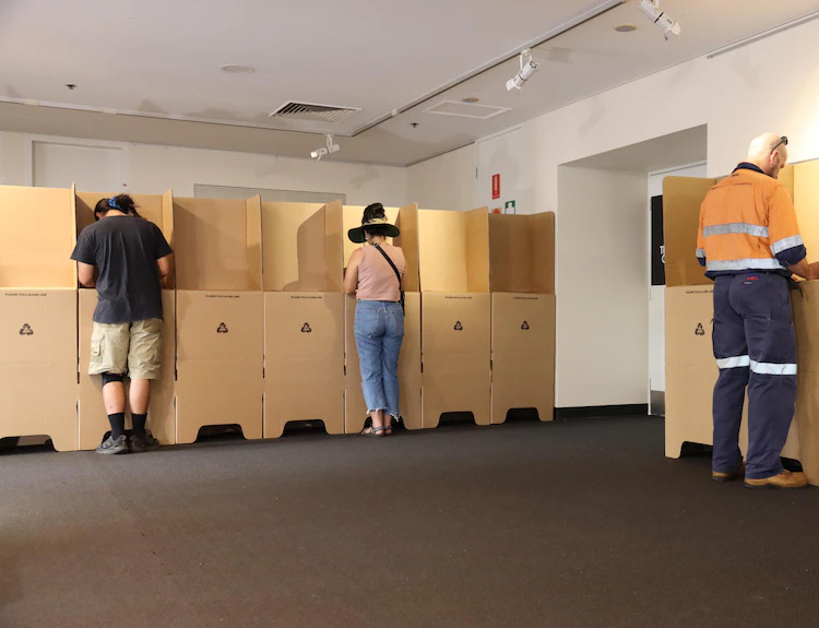 O que é uma cabine de voto votante?